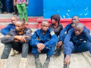 Kinshasa : La Police Nationale Congolaise met la main sur un groupe de faux Policiers Oeuvrant à Masina.
