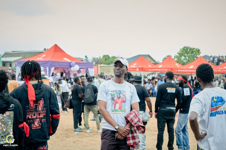 Nord-Kivu : De retour de l’inhumation du corps de l’artiste Idengo, le club Mayi yarwindi salue la mémoire de ce chanteur inspiré