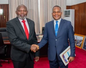 Procès Bukangalonzo, Dieudonné Kamuleta enseigne les notions élémentaires de droit à Vitale Kamhere.