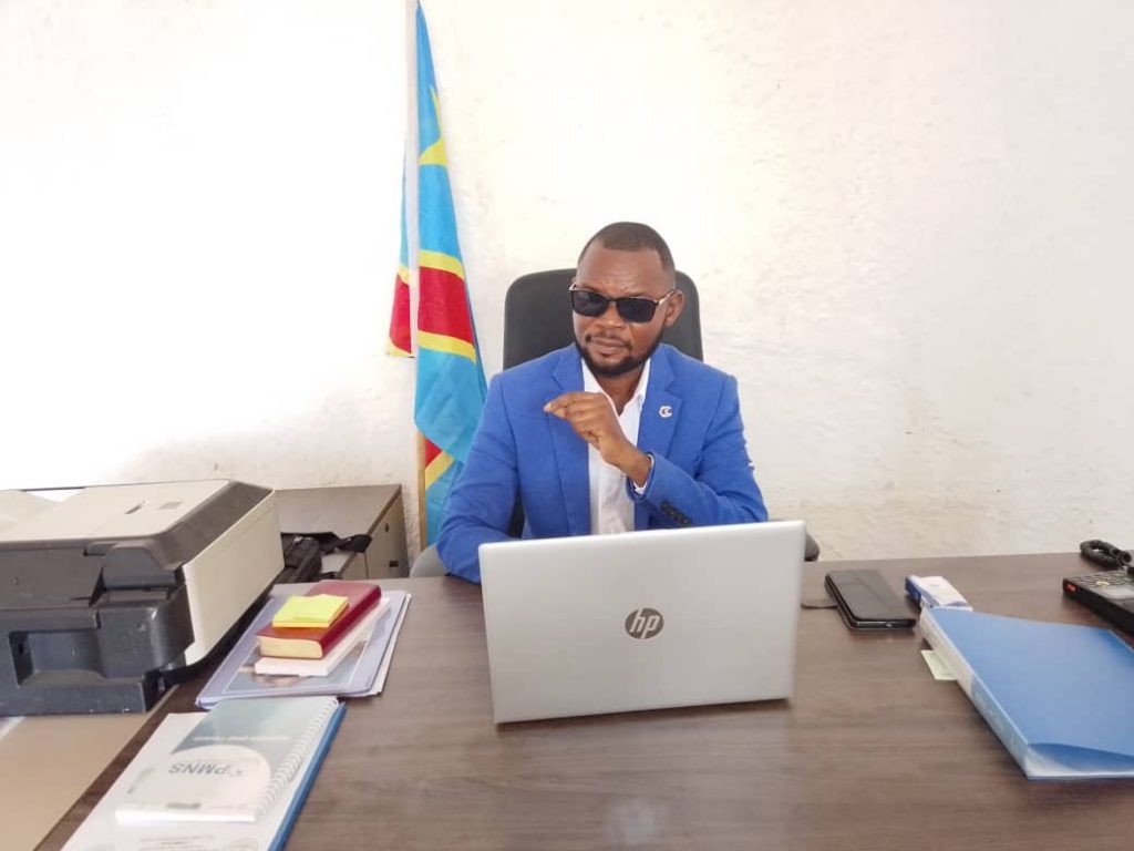 Kasaï Central : « Depuis la mort de l’ancien sénateur Boni Mwawatadi , aucune réunion du conseil familial n’a jamais été tenue pour discuter de la succession »,(représentant direct)