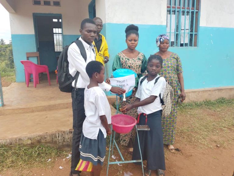 KASAÏ : Sensibilisation des élèves contre la fièvre à virus Ebola à Ngombe