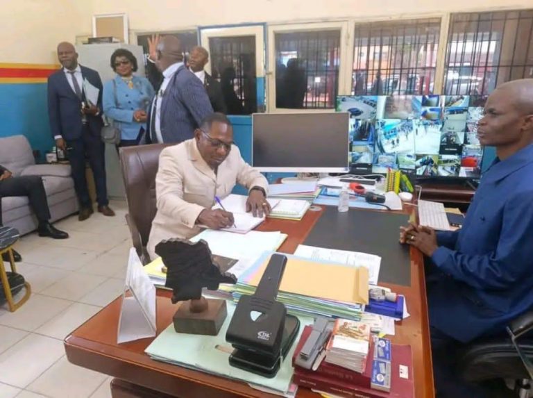 Prison centrale de Makala : Plus de 100 détenus libérés après la visite du procureur général