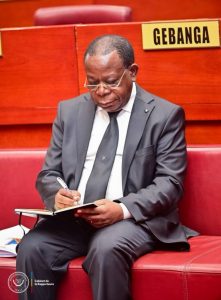 RDC : Visé par une pétition, Modeste Bahati Lukwebo démissionne de son poste de deuxième vice-président du Sénat