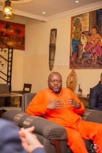 Accueil des expulsés : Ados Ndombasi appelle les Congolais à dire non