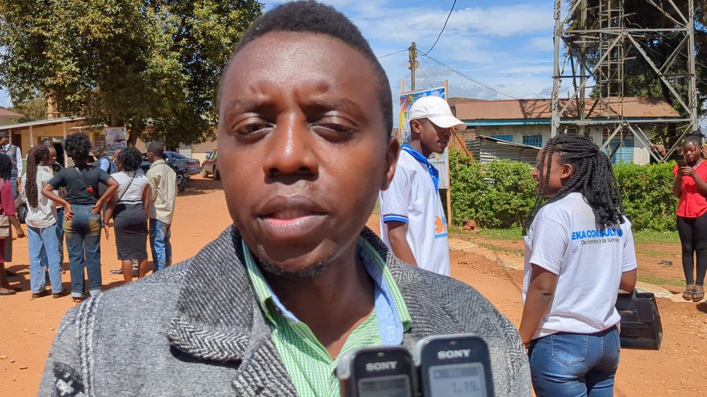 Butembo : Georges Kisando appelle à un usage responsable des réseaux sociaux à l’UAC