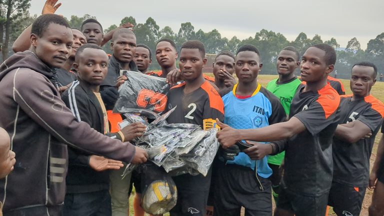 Butembo : Moïse Kipasa soutient l’ITAV Kitsombiro en plein championnat interscolaire du Nord-Kivu 2