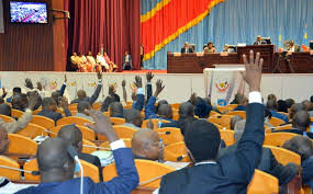 Assemblée nationale : les projets de loi sur les accords RDC–USA et RDC–Rwanda déclarés recevables