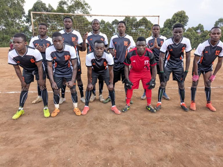 Butembo : un élu booste les jeunes footballeurs de Kitsombiro