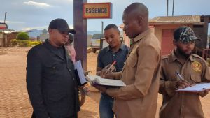 Butembo : le chef du bureau de l’Économie sur le terrain pour contrôler les prix des carburants