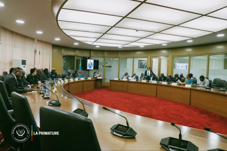 RN1 : Judith Suminwa lance des mesures d’urgence contre les embouteillages entre Kinshasa et Matadi