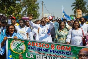 Mbujimayi : Richard Moladja mobilise les foules et porte le débat sur la réforme constitutionnelle