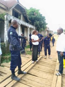 Beni : Le bourgmestre de Bungulu appuie le salongo et lance la réhabilitation du pont Bima