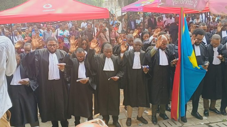 Kananga : 146 avocats prêtent serment et intègrent le Barreau du Kasaï Central.