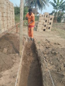 Kasaï : Le député national Justin Luwepe Mayara lance les travaux de construction du bâtiment administratif du Tribunal de paix d&rsquo;Ilebo