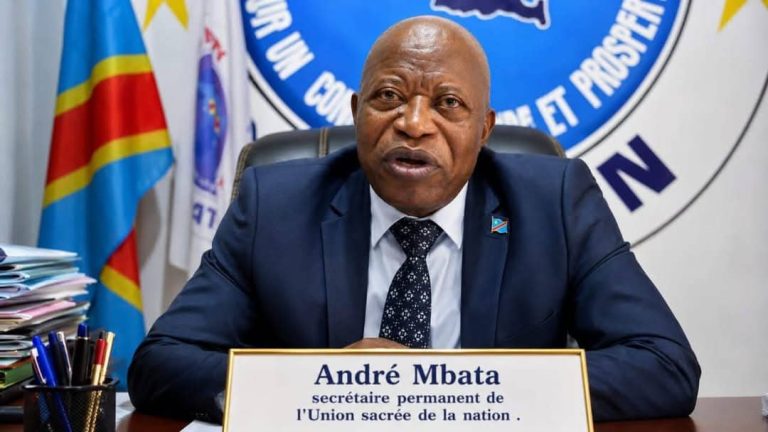 RDC : André Mbata recadre Augustin Kabuya et rappelle que l&rsquo;USN « ne peut être réduite à l&rsquo;une de ses composantes »