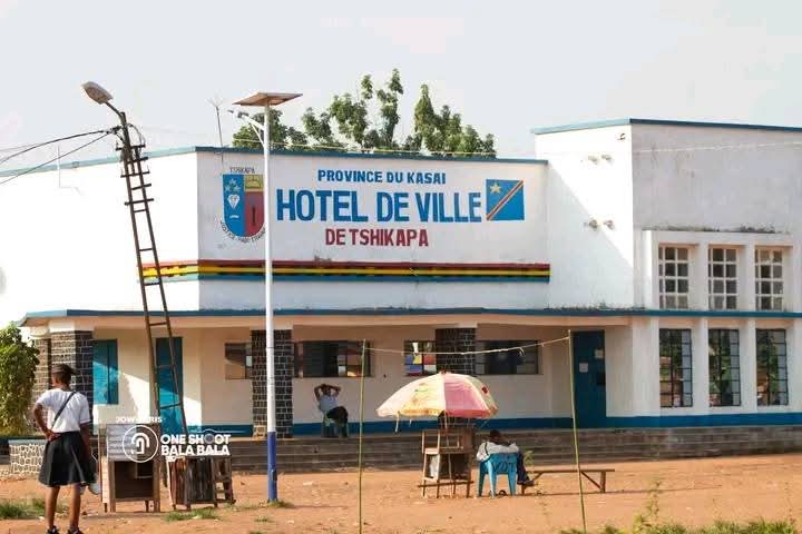 Kasaï : L’Hôtel de Ville de Tshikapa lance une opération d’assainissement et met en garde les commerçants