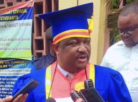 RDC : Pour le Constitutionnaliste Laurent Onyemba, la loi sur le référendum devrait retourner au Parlement