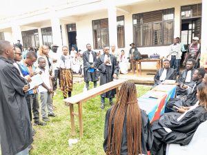 Butembo : Un procès fictif sur la cybercriminalité marque la collation des grades à l&rsquo;UOR