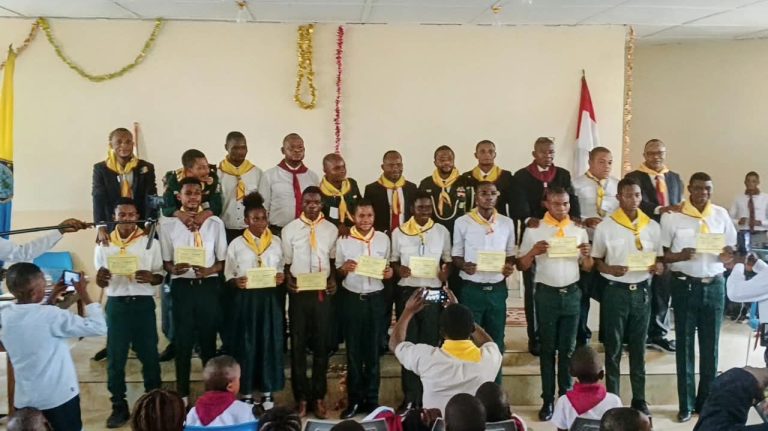 Kasaï Central : 87 jeunes adventistes brevetés à l’issue d’un camp de formation à l’UAK