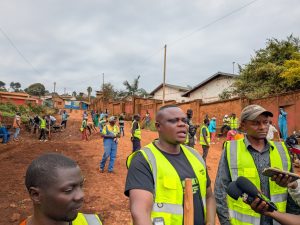 Butembo : Les transporteurs et manutentionnaires se mobilisent pour l’entretien des routes
